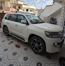 تويوتا لاندكروزر